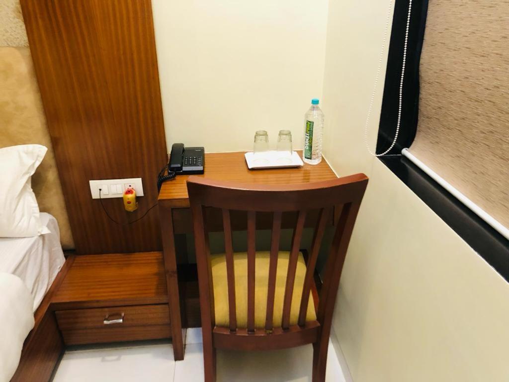 Glitz Hotels 7Even Hills- Nr International Airport Mumbai T2 エクステリア 写真