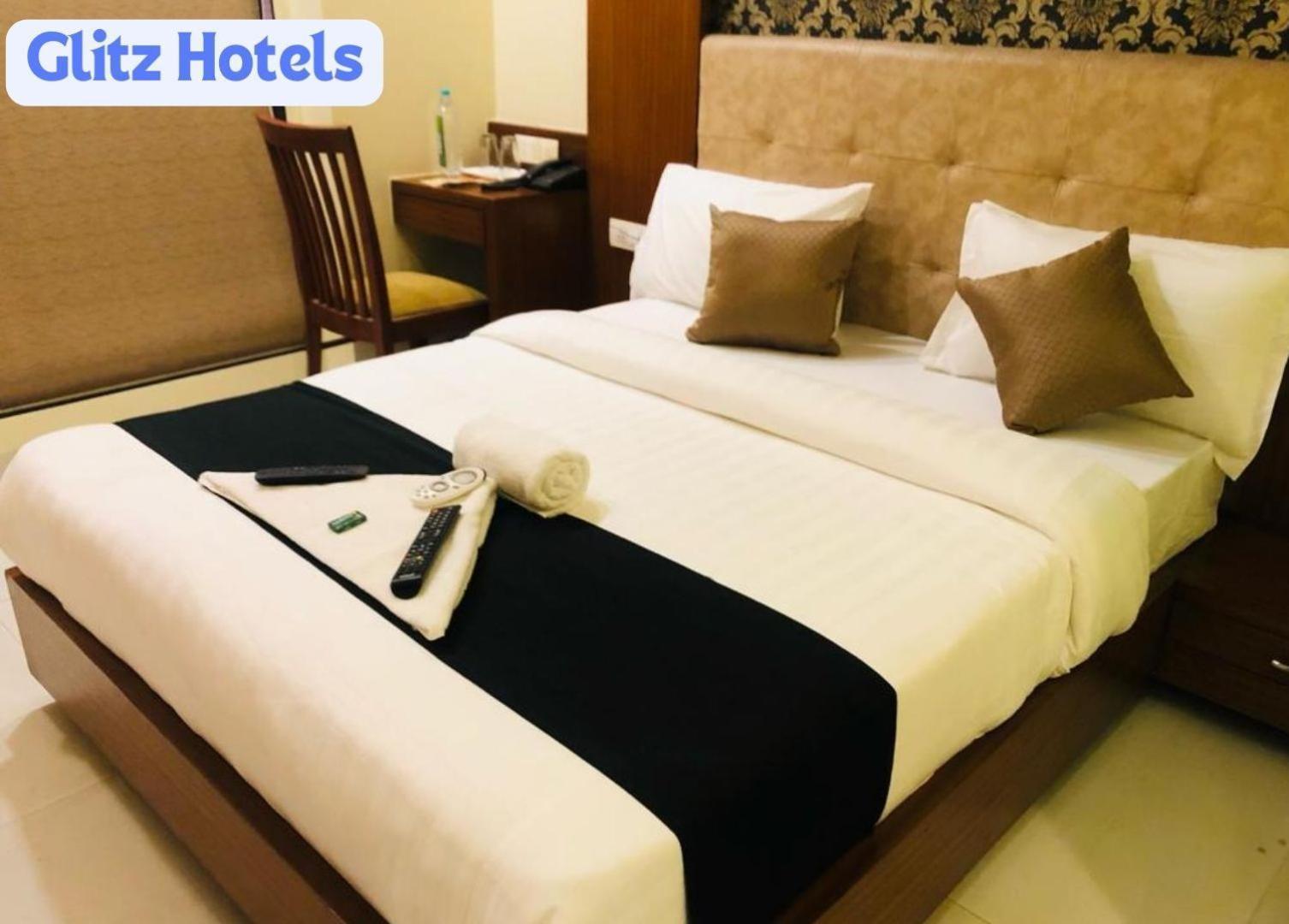 Glitz Hotels 7Even Hills- Nr International Airport Mumbai T2 エクステリア 写真